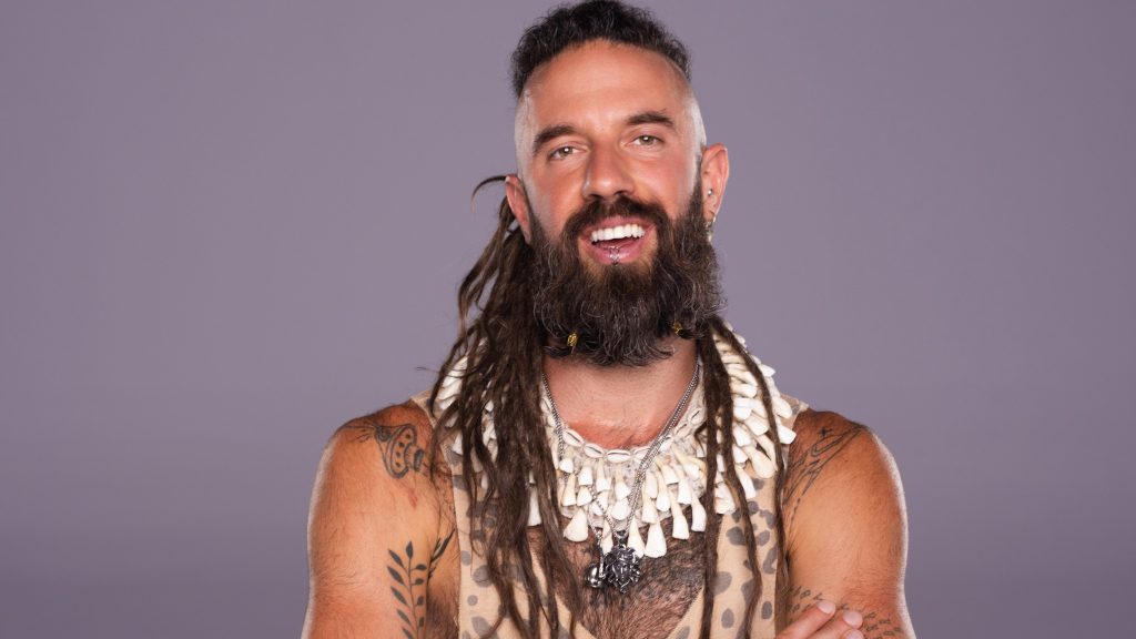 Varga Viktor és párja megmártóztak a jéghideg Dunában