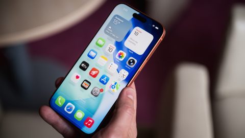 apple, iphone 17 pro max, okostelefon, ios 26, liquid glass