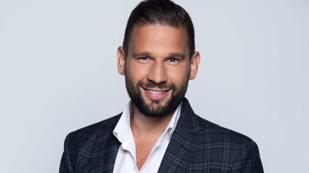 Rácz Jenő megmagyarázta, miért készített hamburgert a McDonald’s-nak