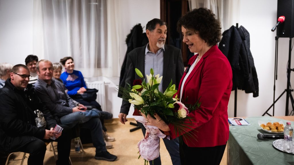 Az IDEA továbbra is bejutónak méri a DK-t, a Tisza előnye 10 százalékpont a Fidesz előtt a biztos szavazó pártválasztóknál