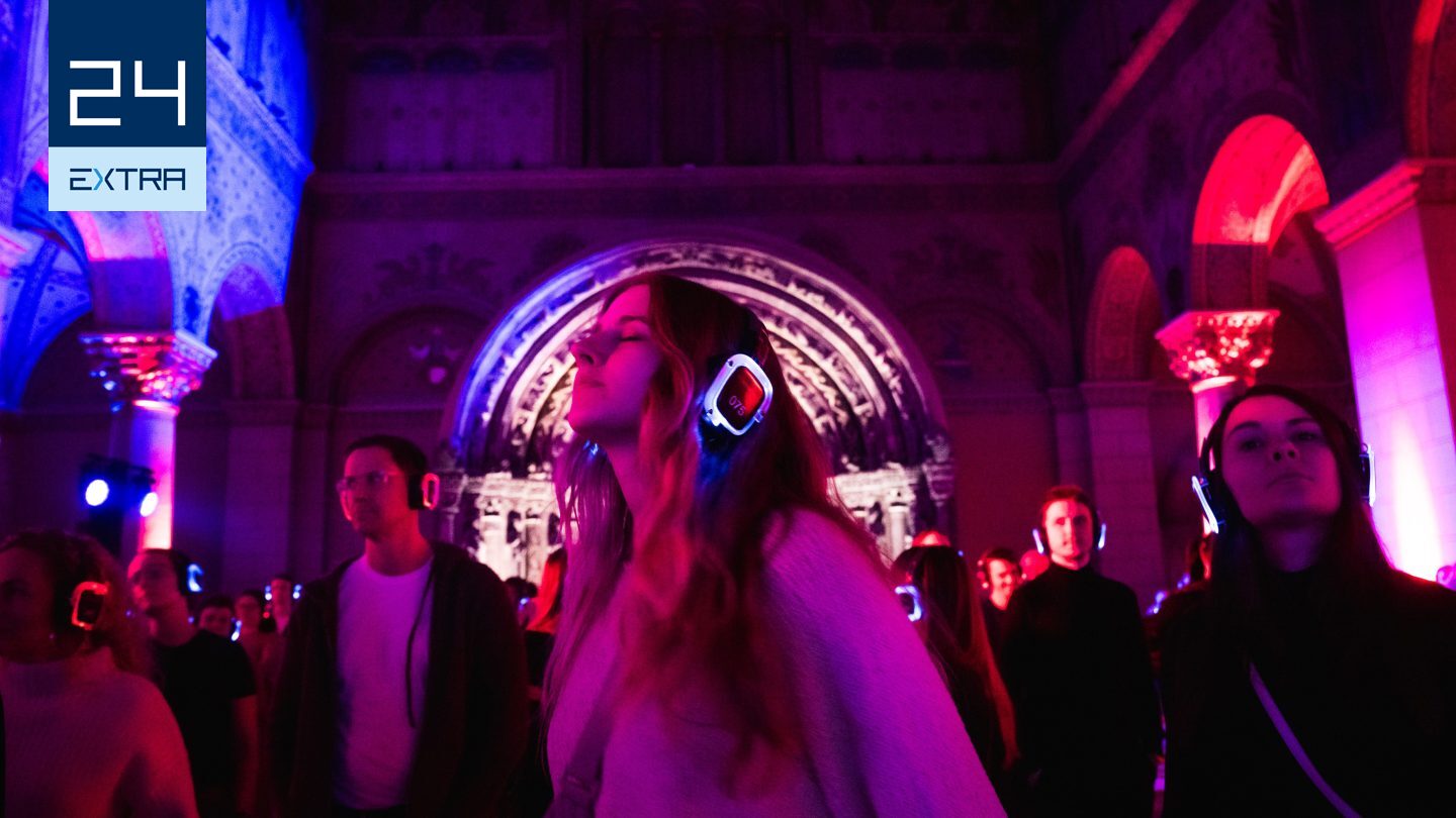 Menny és Pokol house-assága, avagy ilyen volt az első magyar múzeumi silent disco