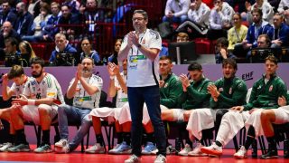 Malmö, 2026. január 28. Chema Rodríguez, a magyar válogatott szövetségi kapitánya a dán-norvég-svéd közös rendezésű férfi kézilabda-Európa-bajnokság középdöntőjének 4. fordulójában, a II. csoportban játszott Horvátország - Magyarország mérkőzésen a svédországi Malmö Arénában 2026. január 28-án. MTI/Hegedüs Róbert