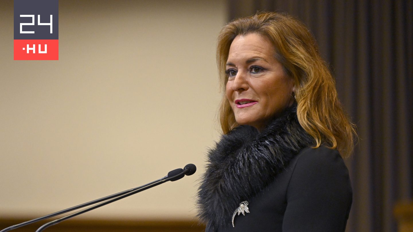 10 milliós állami támogatást kapott a Vitályos Esztert óriásplakáton reklámozó egyesület