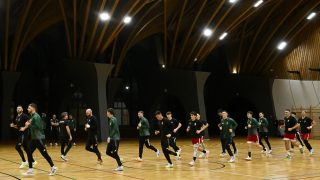 A férfi kézilabda-válogatott edzésen.