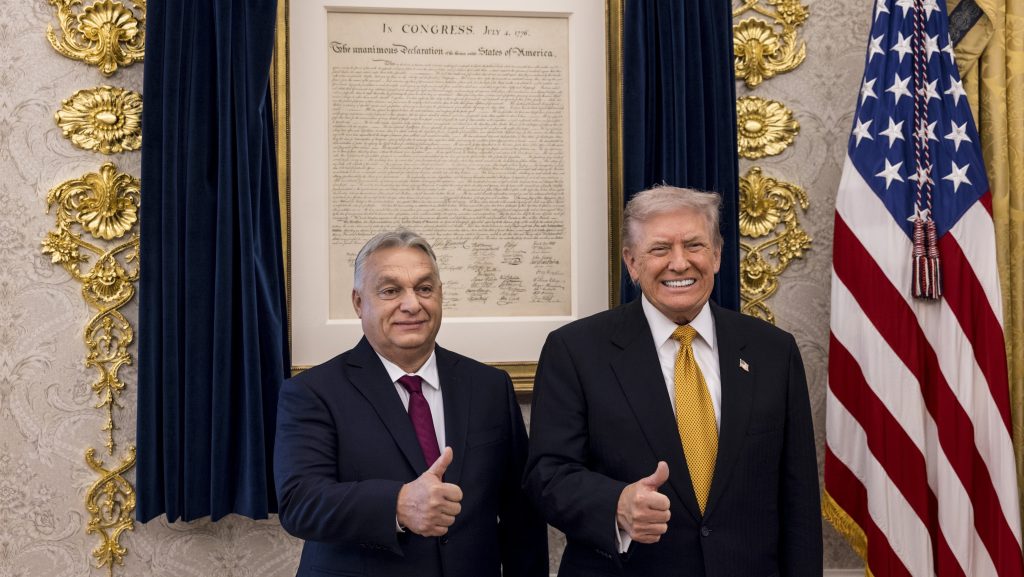 Egymilliárd dollárért lehet benn maradni a Gázai béketanácsban, ahova Trump meghívta Orbánt