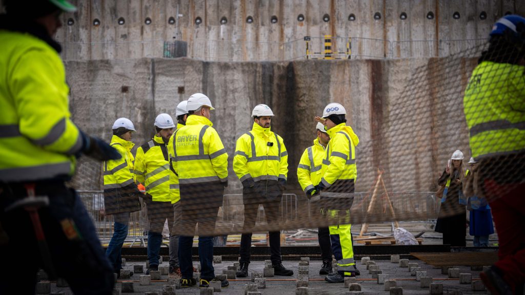 Hivatalosan csak februártól kezdődik Paks II építése, amelybe eddig 780 milliárd forintot lapátoltak