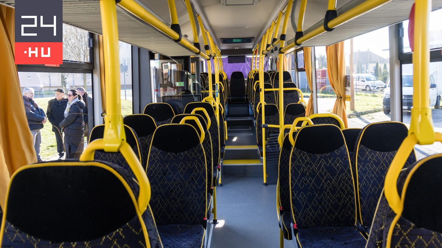 Rosszul lett vezetés közben és meghalt a MÁV-csoport egyik buszsofőrje