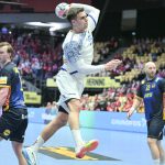 A portugál Francisco Costa a svédek elleni Európa-bajnoki mérkőzésen.