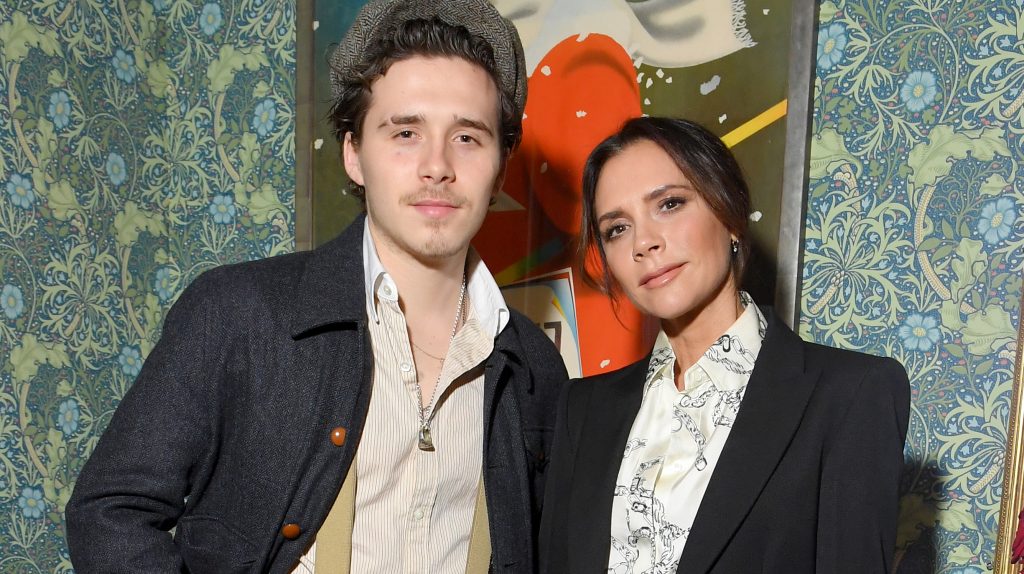 Brooklyn Beckham kínosnak érezte az anyjával való táncot – most egy szemtanú elmondta, mi történt valójában az esküvőn