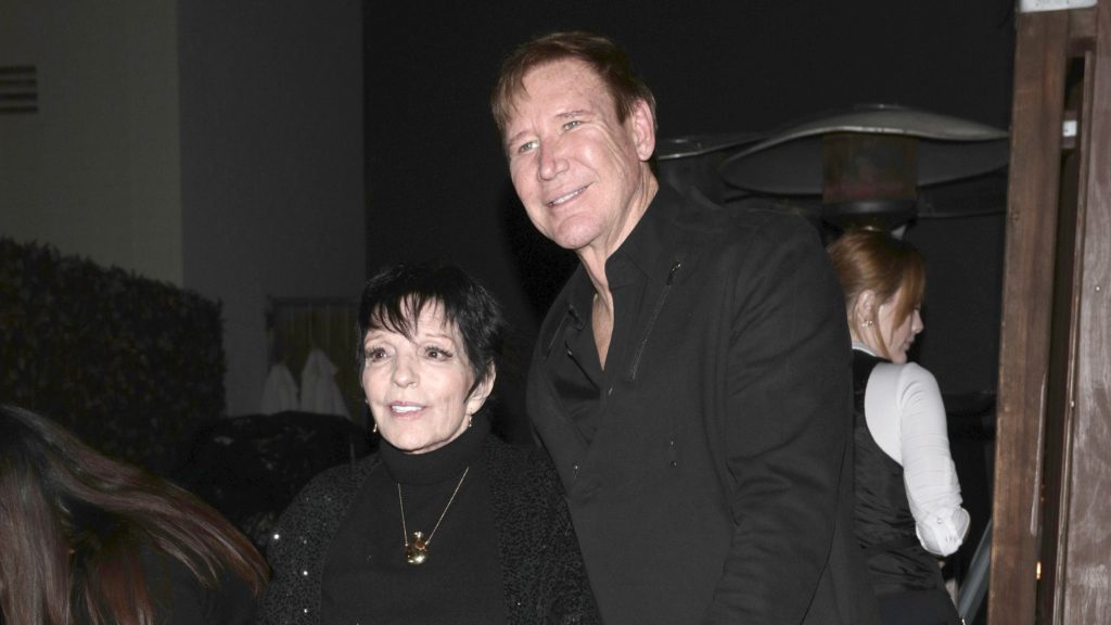 A mesterséges intelligenciával készített új dalt Liza Minnelli