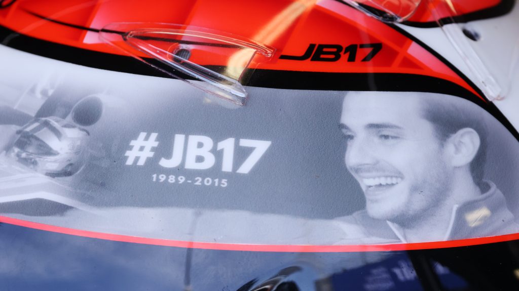 „A gépek értékén túl leginkább az érzelmi érték elvesztése fáj” – ellopták Jules Bianchi utolsó gokartját