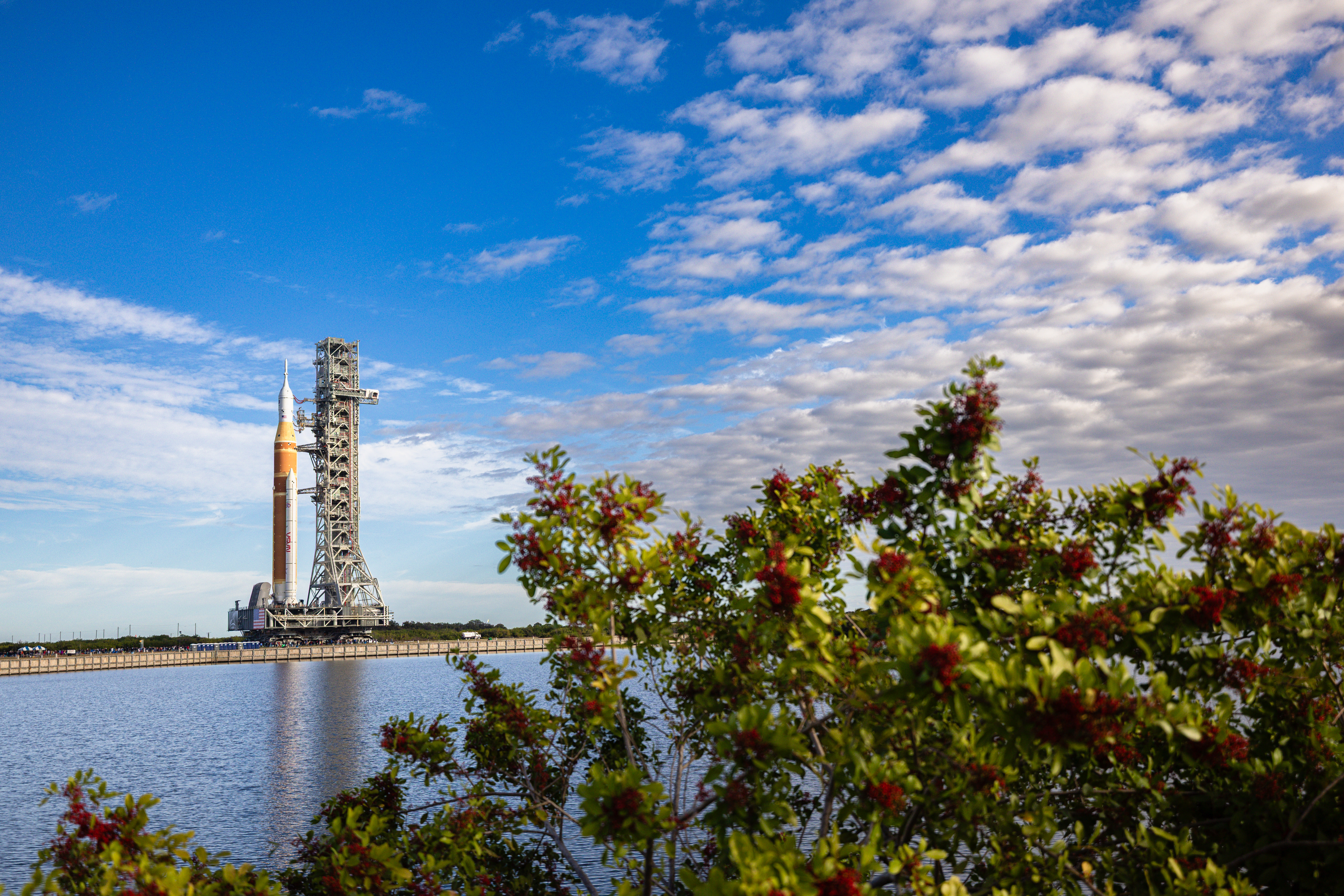 nasa, sls, rakéta, kilövőállomás, hold, artemis-2