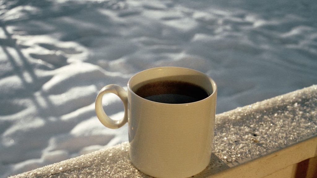 Csütörtöki friss hírek, forgalom, időjárás – Reggeli pakk