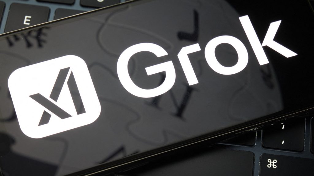 Embereket vetkőztet le Elon Musk mesterséges intelligenciája