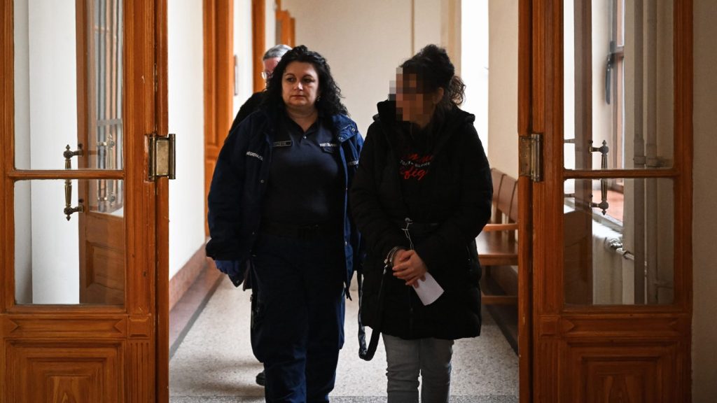 „Nagyon féltem Stefantól, féltettem az életemet” – kilenc évet kapott a bulinegyedben gyilkoló holland anya