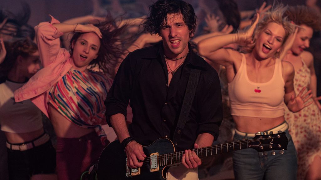 Színházban is bemutatják a Hogyan tudnék élni nélküled?-et