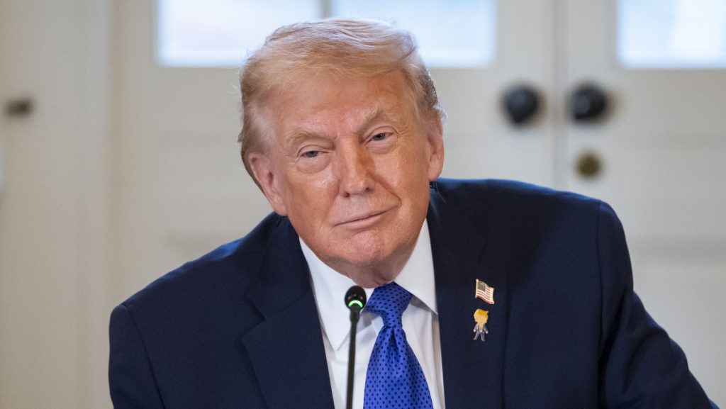 Trump: Irán már tárgyalna velünk, miután megfenyegettem a vezetőit