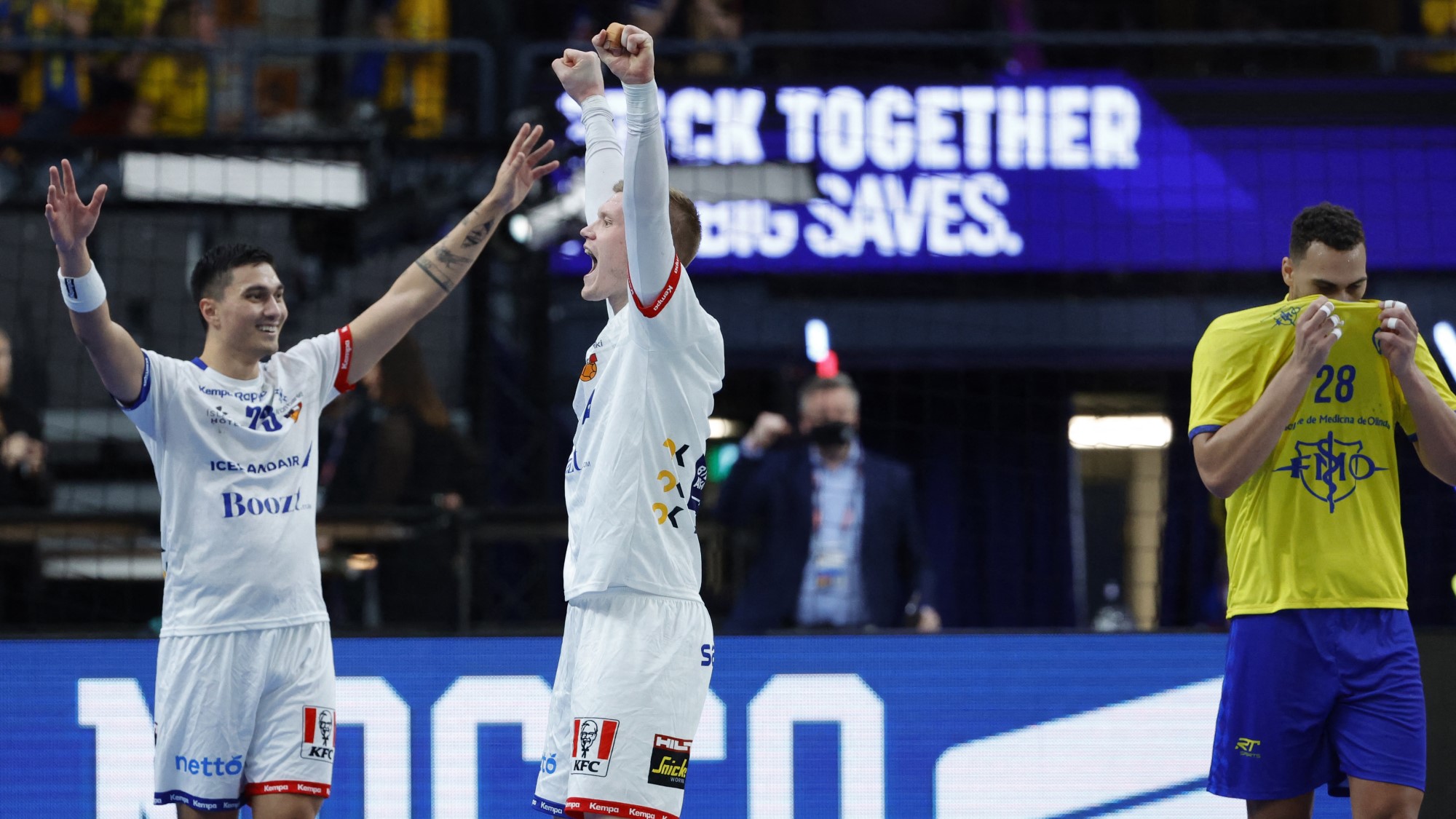 Kristjan Kristjansson (balra) és Ymir Gislason a 2023-as világbajnokságon.