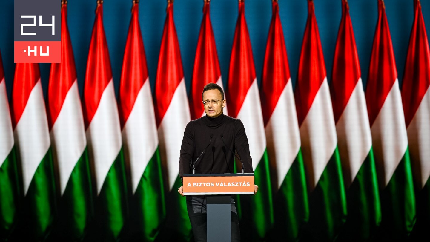 Szijjártó: Ez nem a Fortnite, a következő három hónapot meg kell húzni