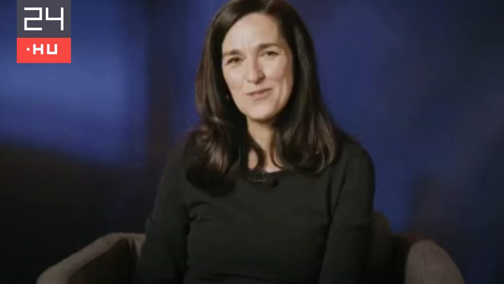 Orbán Anita mosolyog a sorosista vádakon