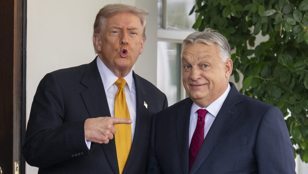 Orbán Davosba utazik Trump meghívására