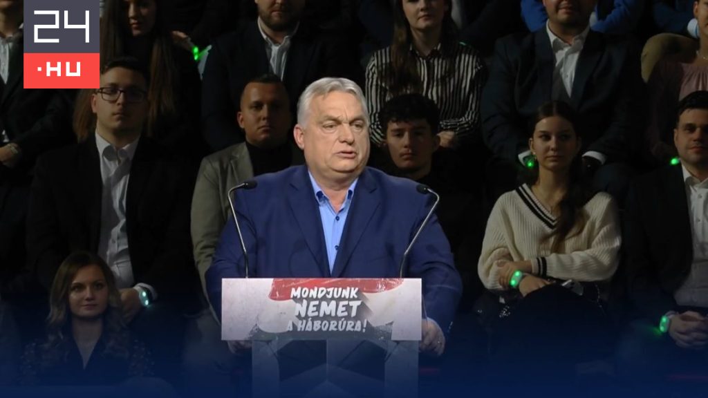 Elemzők: Orbán Viktort bántja a fiatalok elvesztése