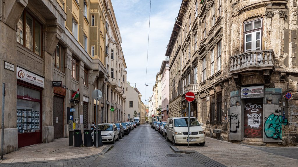 Ma is sokba kerülhet a parkolás