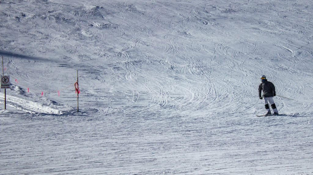 Halálos ütközés történt egy osztrák sípályán, egy 14 éves fiú elmenekült a helyszínről