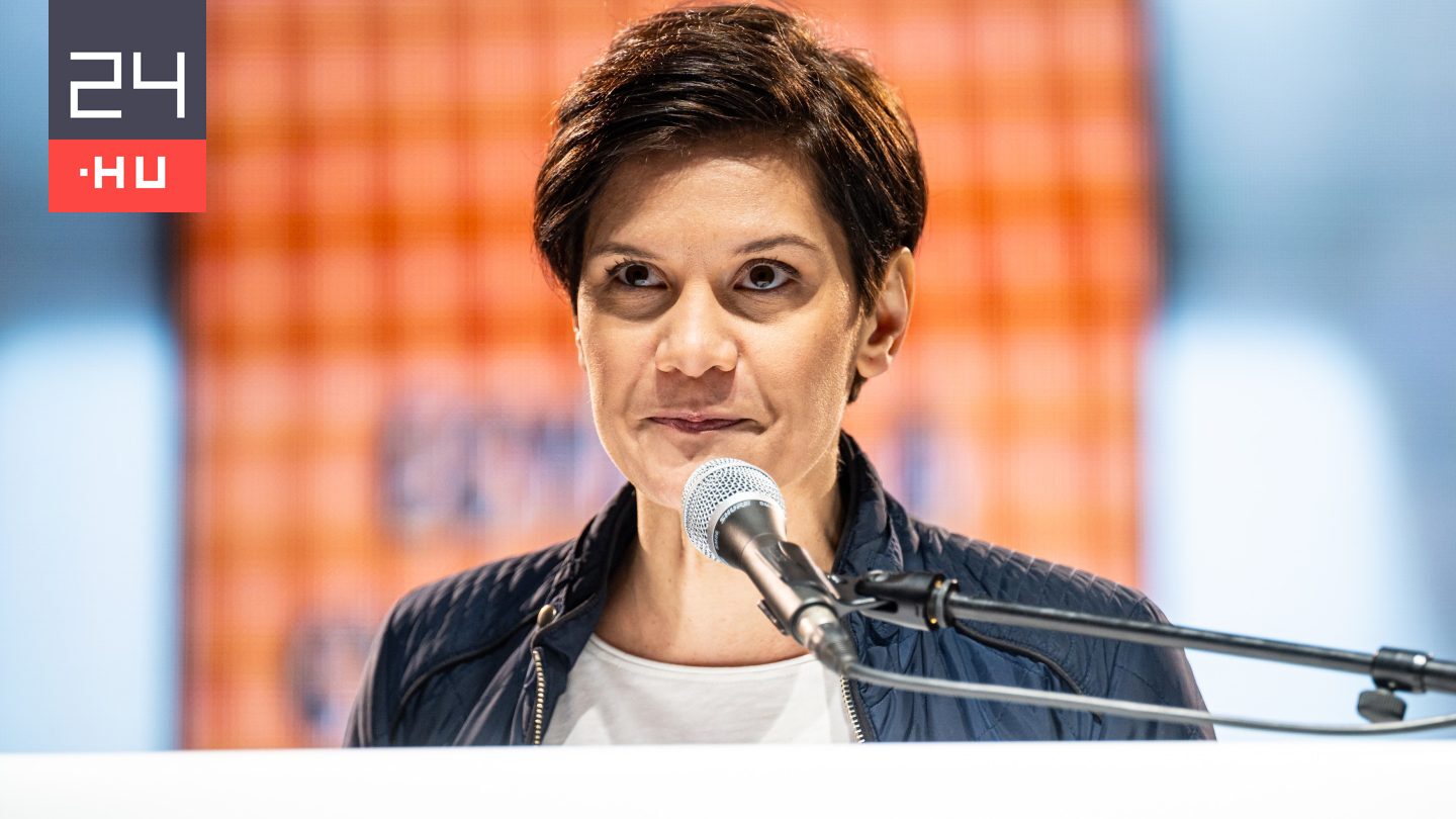 Pottyondy Edina: A magyar jobboldal néma és sunnyog, mert ez Moszkva parancsa