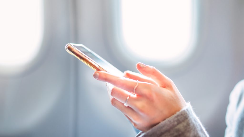 Számos Budapestről induló repülő fedélzetén lehet majd ingyen internetezni