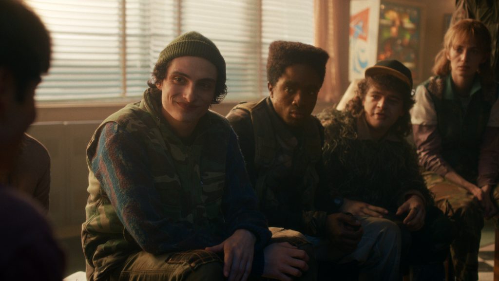 Nem lett titkos kilencedik része a Stranger Things záróévadának, de a színészek azért forgattak belőle egy jelenetet az SNL-be