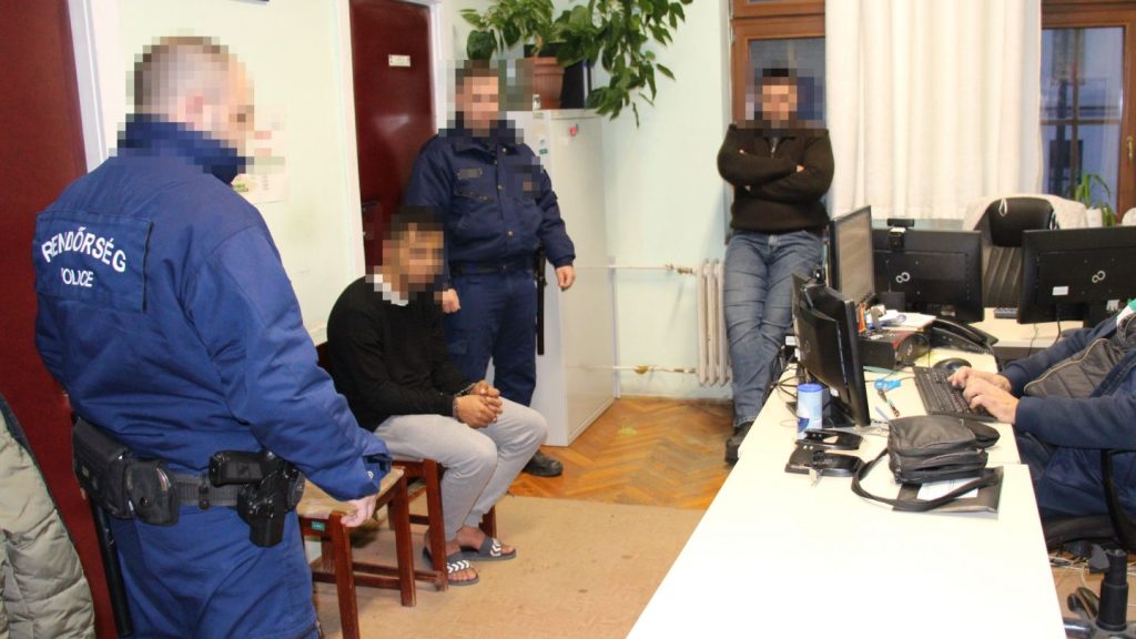 Letartóztatták a 17 éves fiút, aki megfojtott egy lebénult asszonyt újévkor Szatmárcsekén