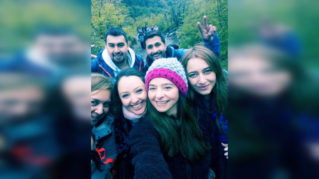 Egy éve ilyenkor: hátborzongató részletet fedeztek fel a csoportos szelfin