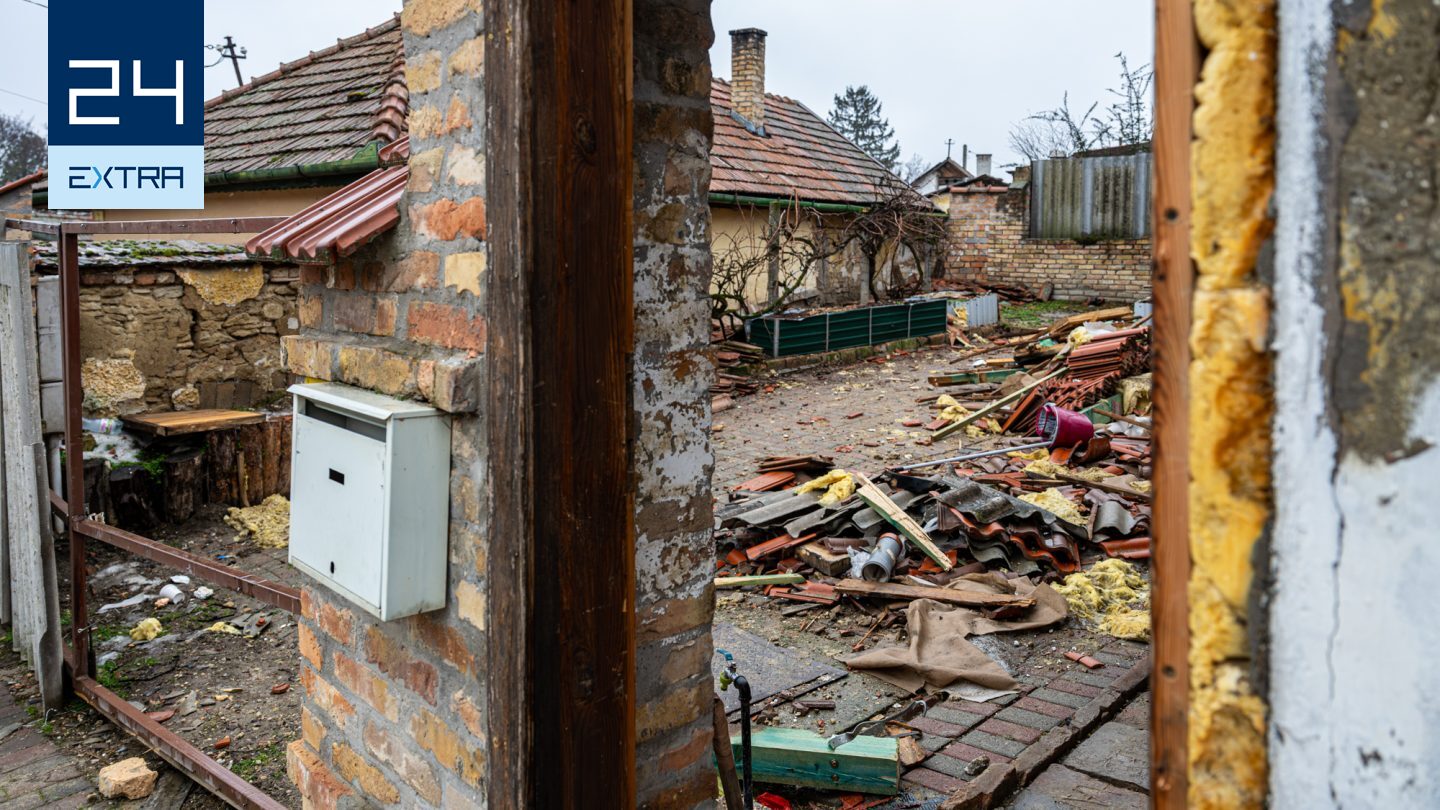 „Azt hittem, bomba robbant alattam” – gázrobbanásban megsemmisült egy családi ház Pannonhalmán, negyven pedig megrongálódott