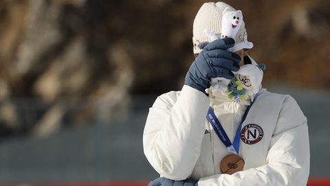 Sturla Holm Laegreid a bronzérem átadása után.