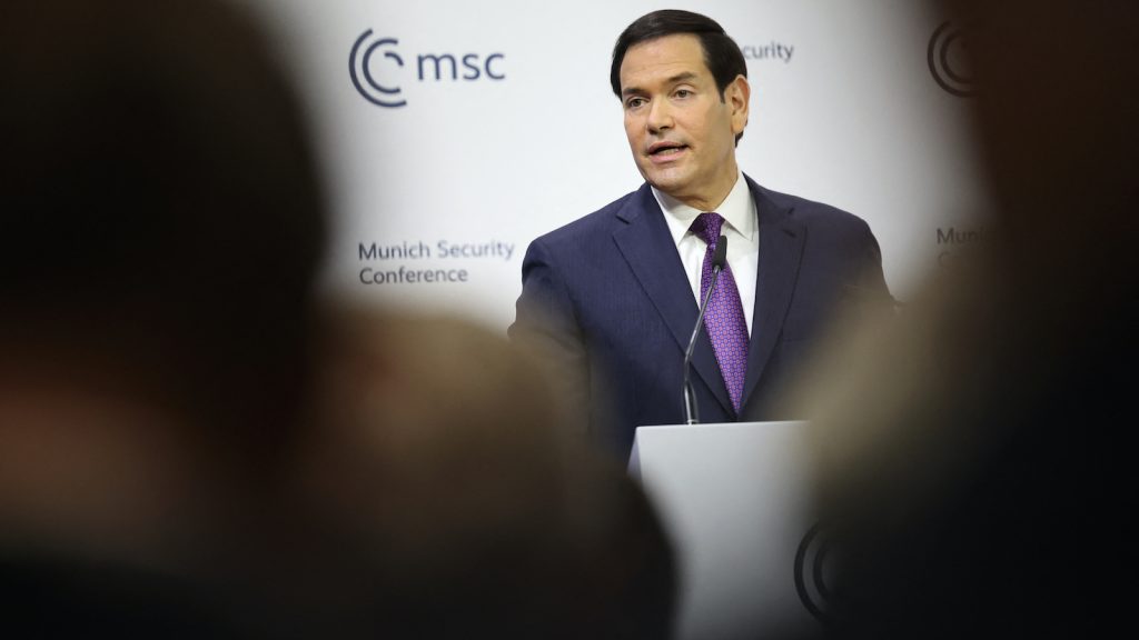 Rubio: Washingtonnak „nem célja és nem vágya” elvágni európai kapcsolatait