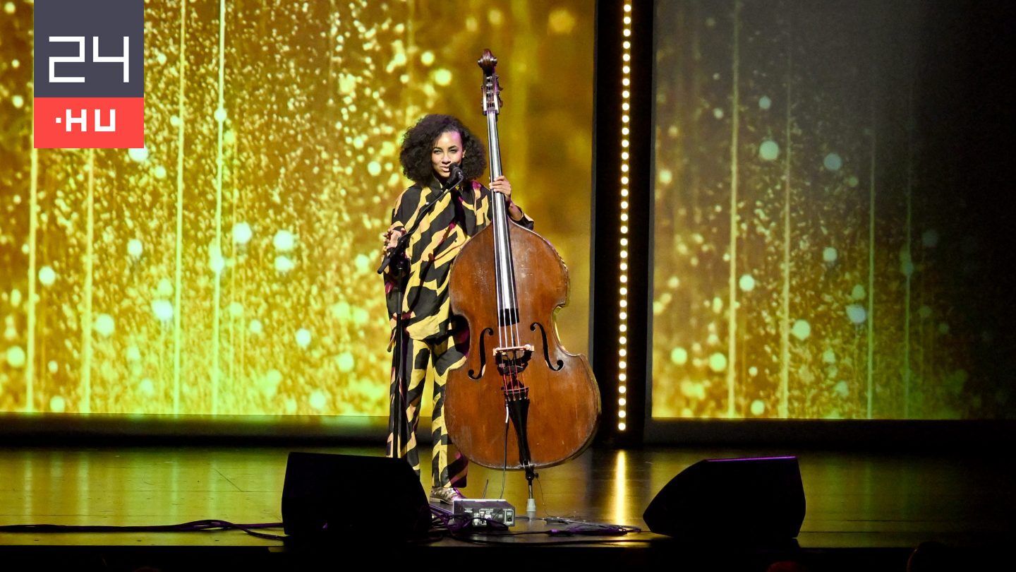 Váratlan fordulatot vett az ötszörös Grammy-díjas Esperanza Spalding koncertje a Müpában
