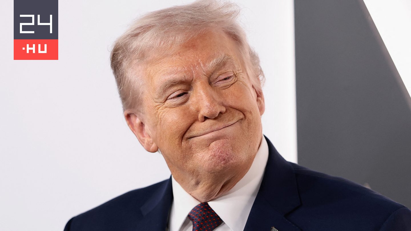 Trump viccei olyan rosszul sültek el egy zárt körű elitvacsorán, hogy többször is síri csend lett a teremben