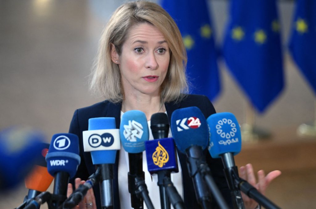 A magyar vétó miatt üres kézzel mennek az EU vezetői kedden Kijevbe, a háború 4. évfordulójára