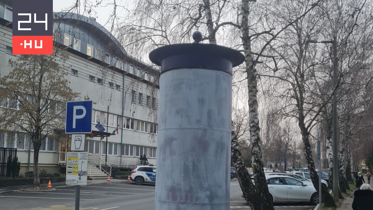 Eltűntek a kormányzati plakátok a Mészáros-féle hirdetőoszlopokról Keszthelyen