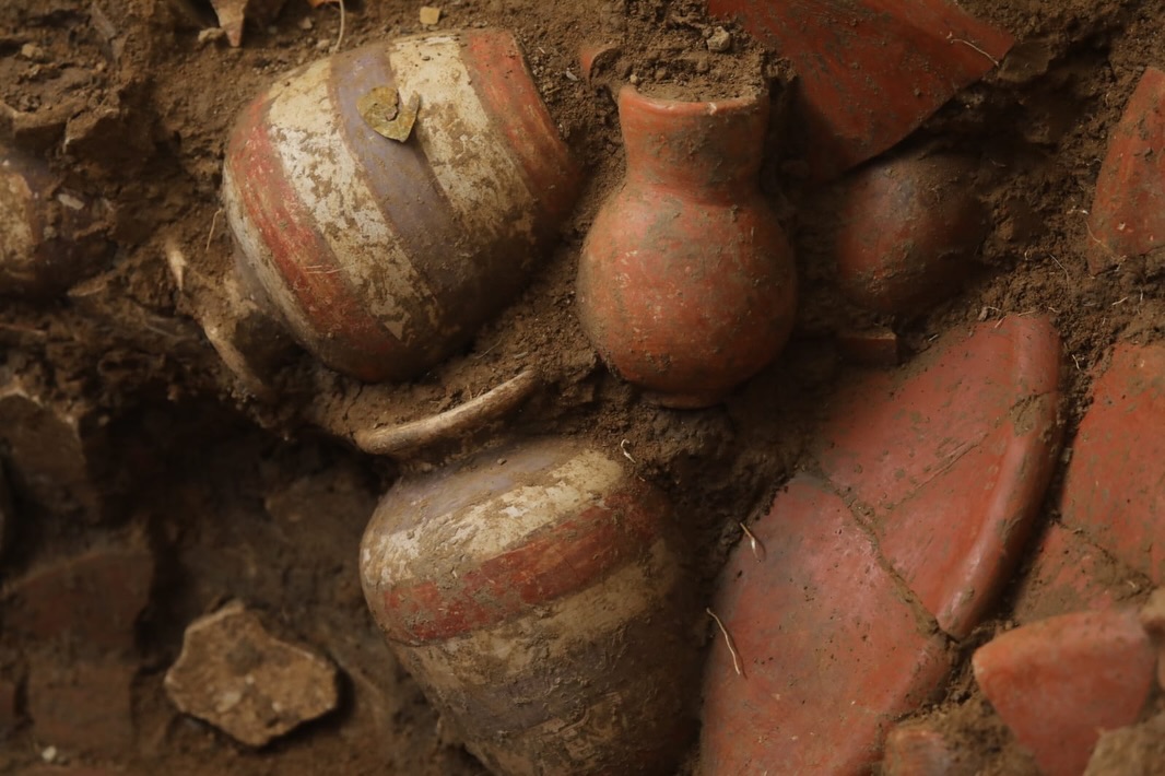 Magas státuszú személy sírjának feltárása Panamában.