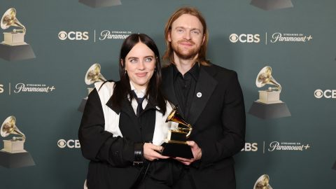 Billie Eilish és Finneas O'Connell a 2026-os Grammy-gála vörösszőnyegén