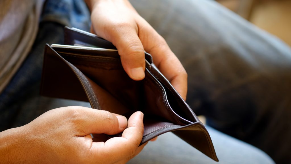 Megjöttek az EU-s minimálbér adatok, ezt nem teszi ki az ablakba az Orbán-kormány