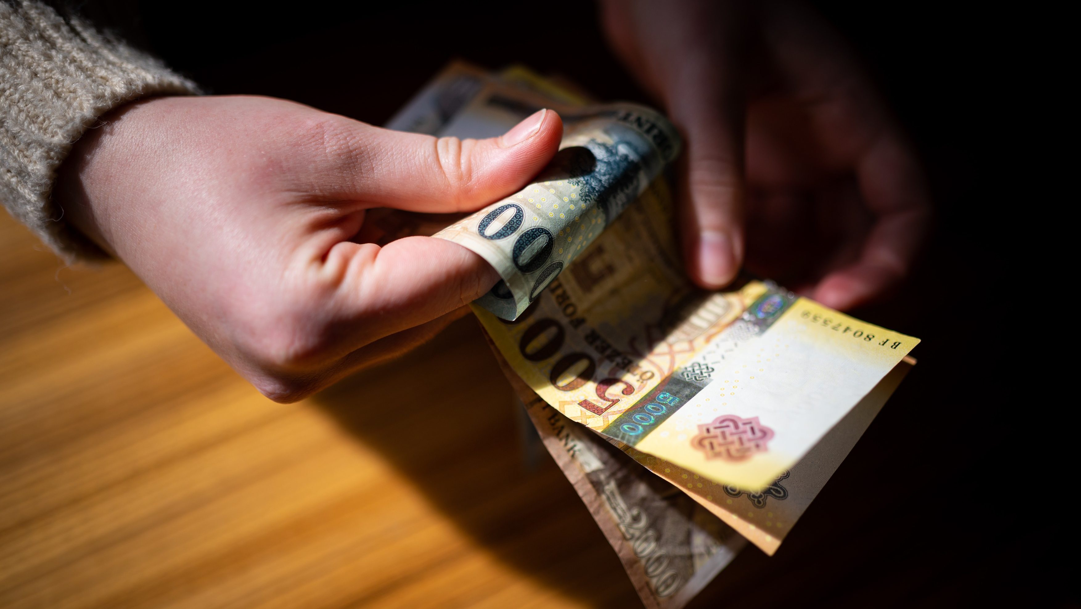 Bértranszparencia: a cégeknek sürgősen lépniük kell a bérekkel kapcsolatban.