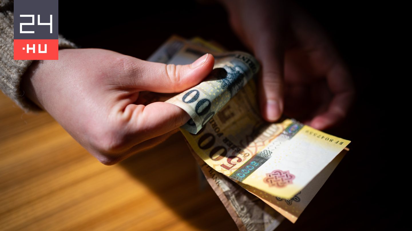 Kiszámolták, mennyi nyugdíjat kaphat most, aki egész életében minimálbéres volt