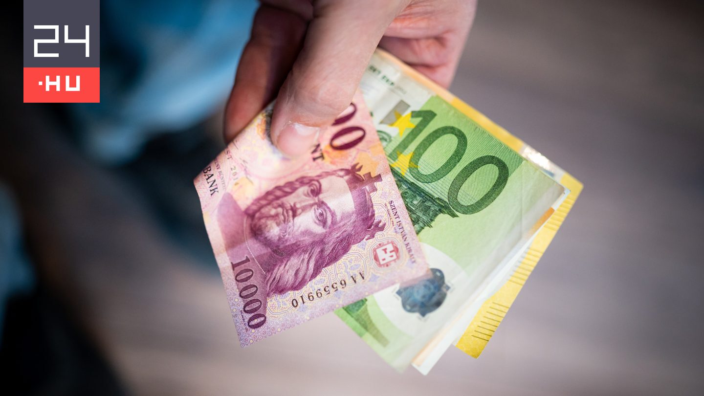 Két éve nem látott szinteket ütött meg a forint szerdán