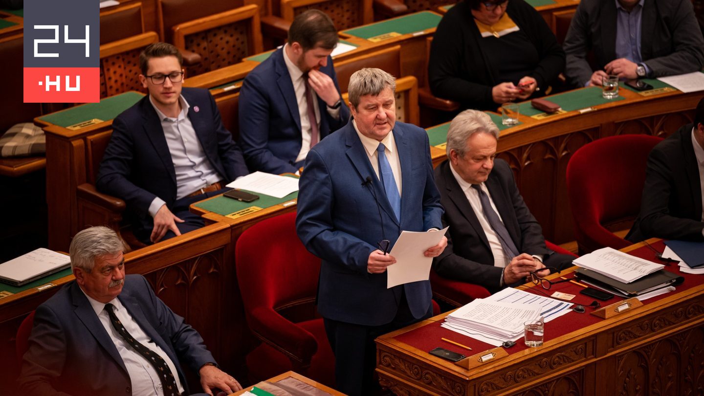 Autóbalesetet szenvedett Tállai András