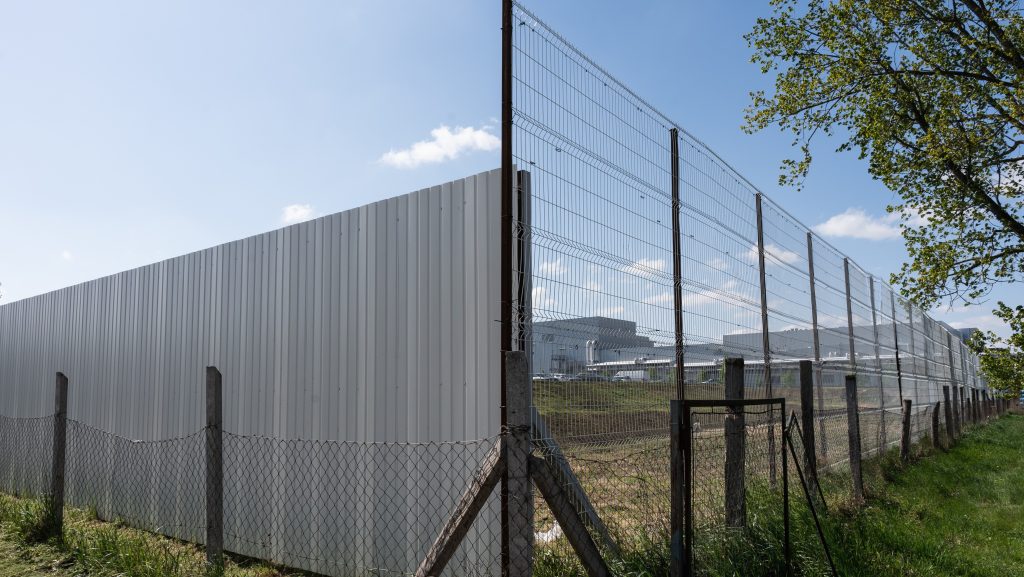 Kirúgták, vagy megfélemlítették a gödi Samsungnál azokat, akik munkavállalói szervezetet akartak alapítani