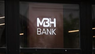 Az MNB is lépett az MBH-s leállás miatt.
