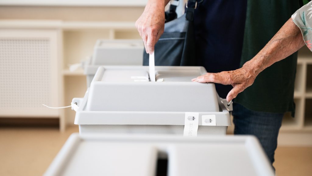 Eddig 12 pártot vettek nyilvántartásba a 2026-os választásokra, de az MSZP nincs köztük